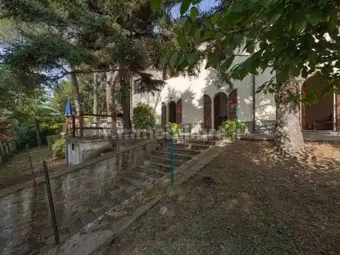 Villa in vendita a Cortona