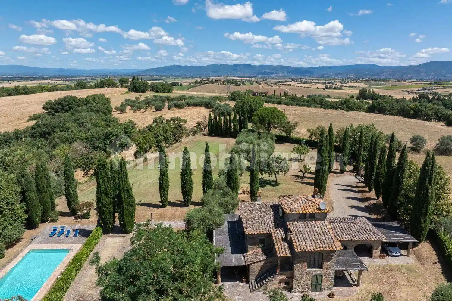 Rustico - Casale in vendita a Cortona