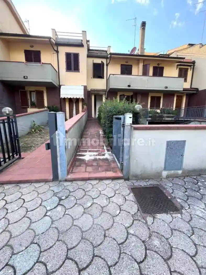 Villetta a schiera - foto 2