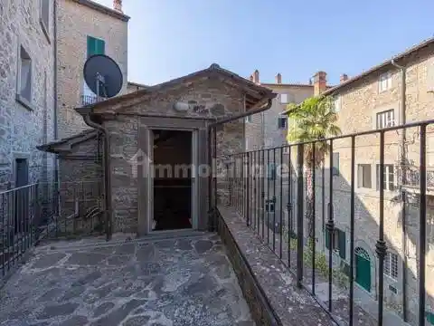 Appartamento in vendita a Cortona