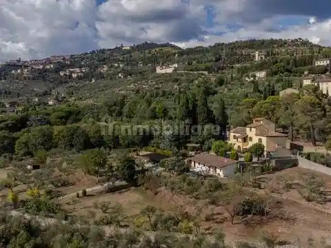 Villa in vendita a Cortona