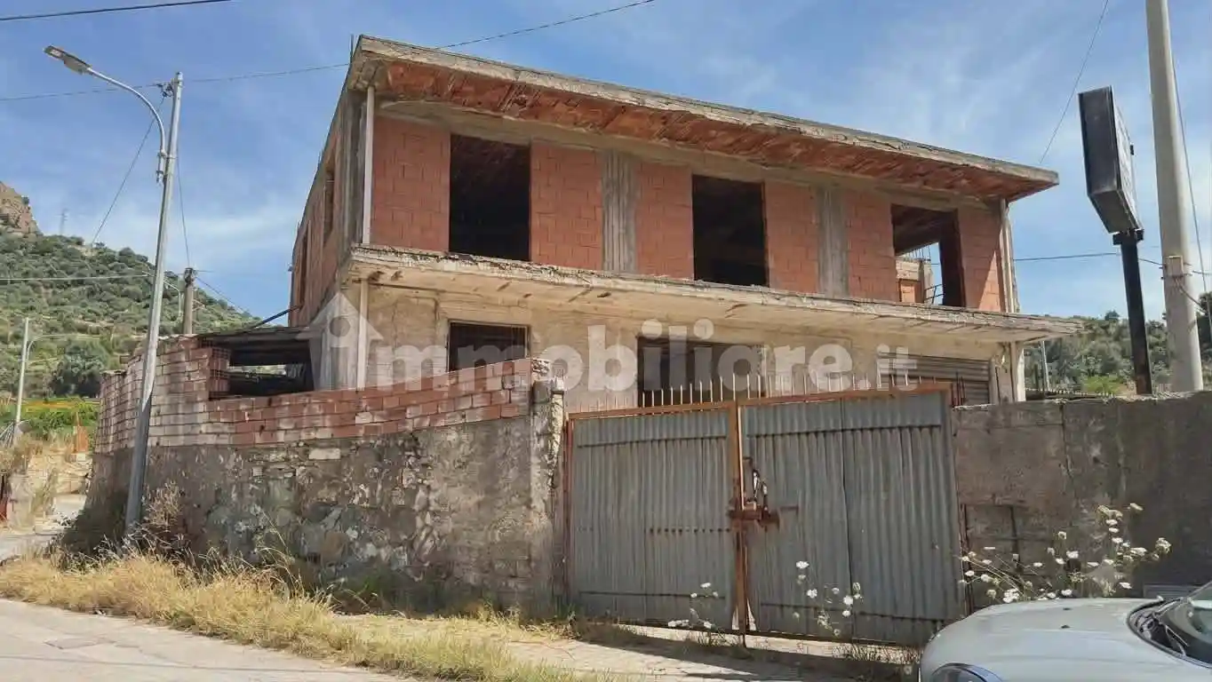 Rustico - Casale in vendita a Alì Terme