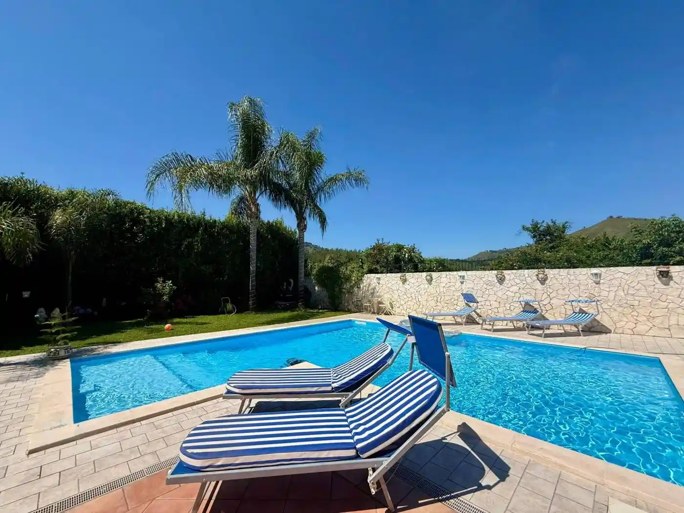 Villa in vendita a Pozzuoli