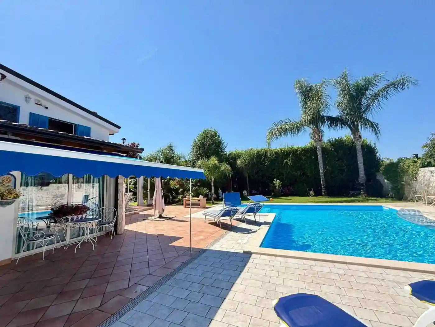Villa - foto 2