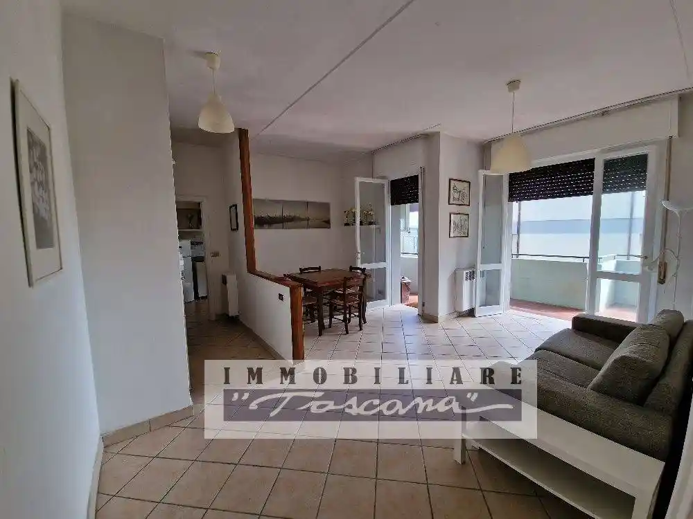 Appartamento in vendita a Viareggio
