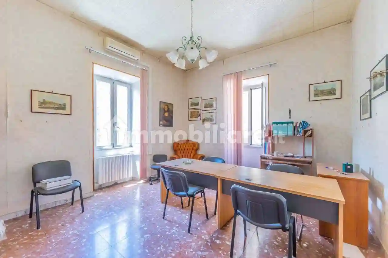 Palazzo - Edificio - foto 2