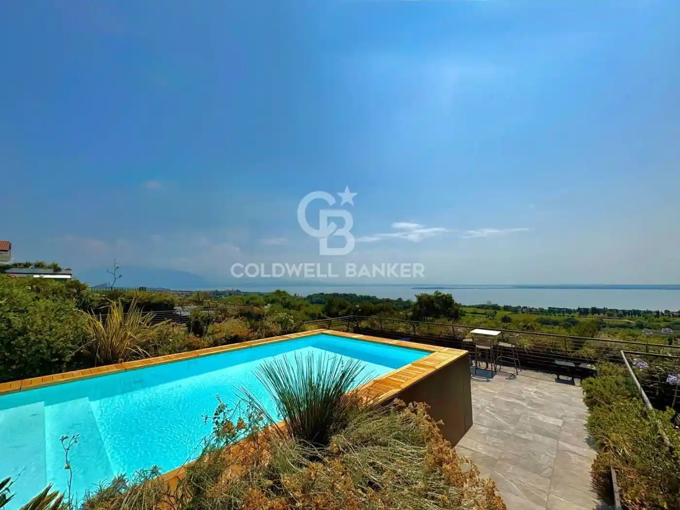 Villa in vendita a Padenghe sul Garda