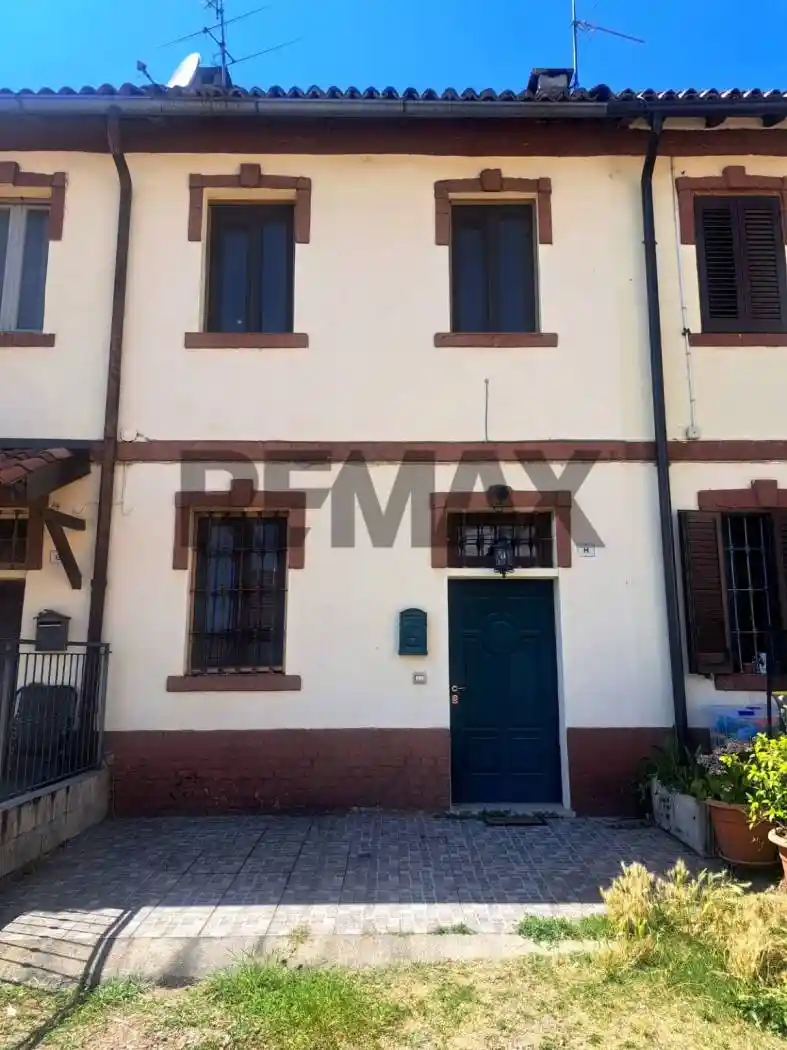 Casa indipendente in vendita a Certosa di Pavia