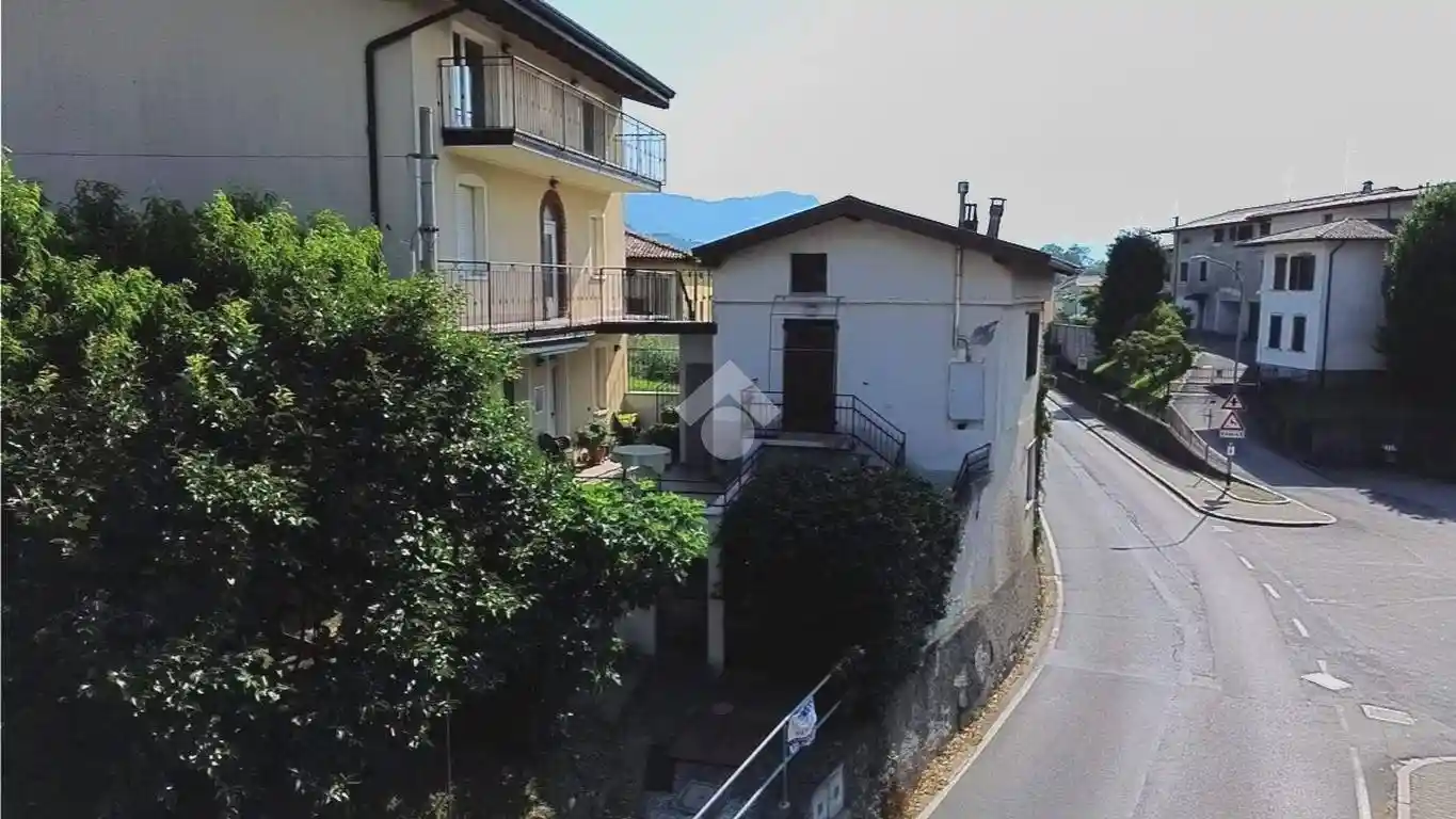 Casa indipendente in vendita a Gandosso