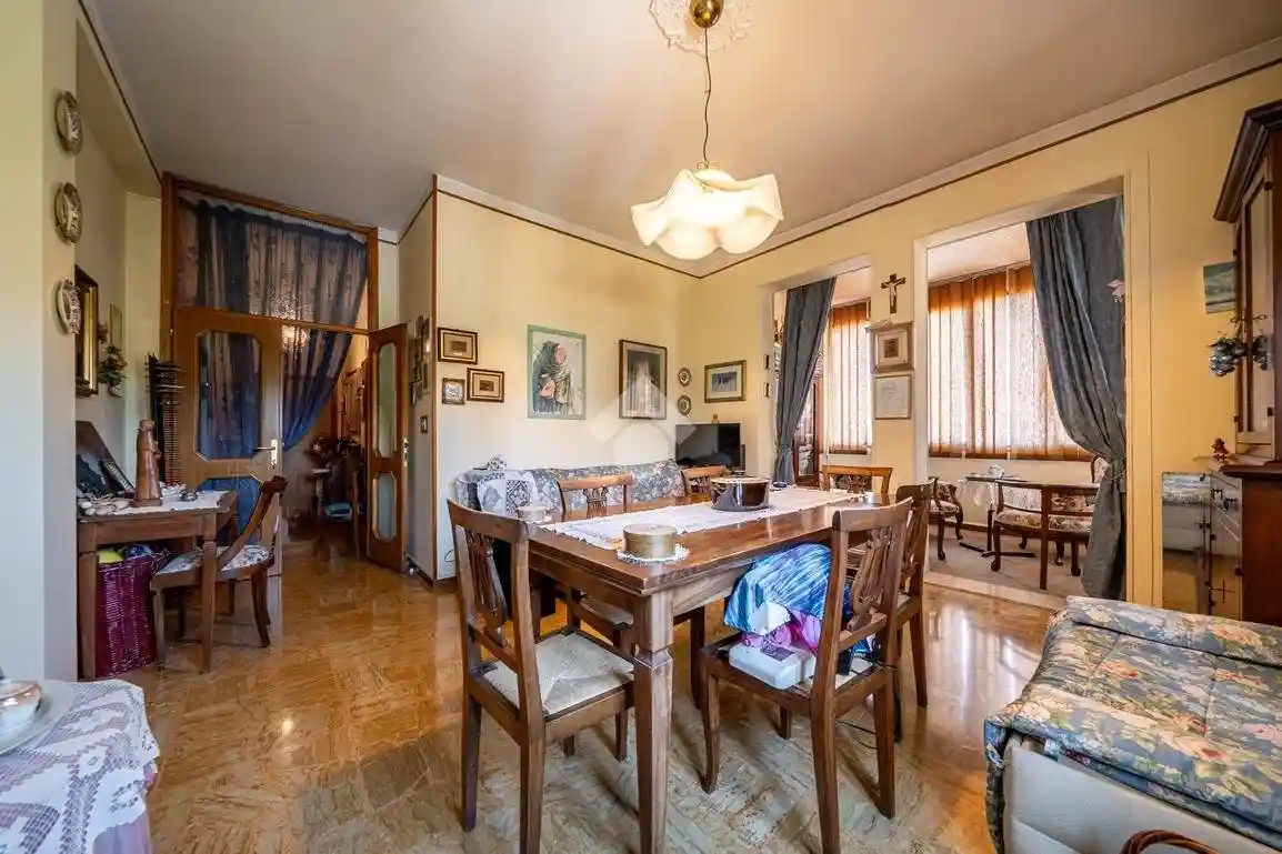 Appartamento in vendita a Reggio Emilia