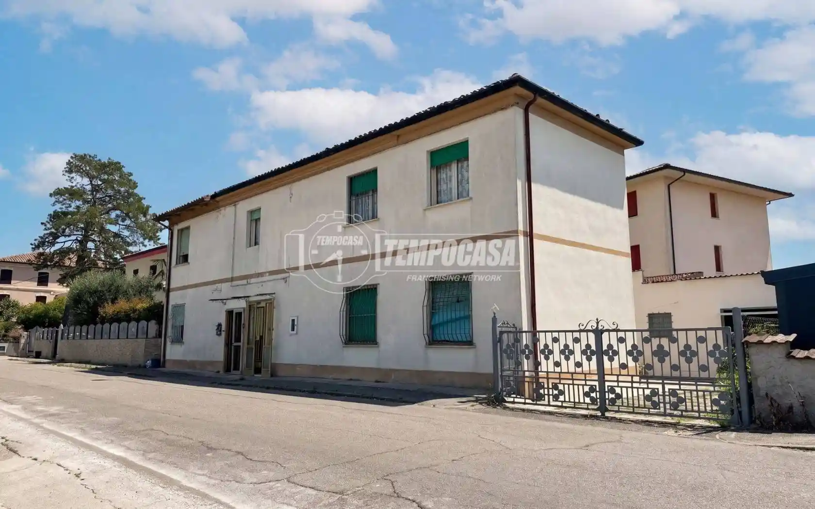 Casa indipendente in vendita a Terre del Reno