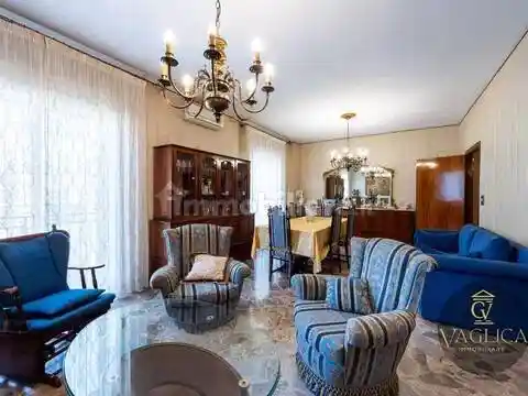 Appartamento in vendita a Palermo