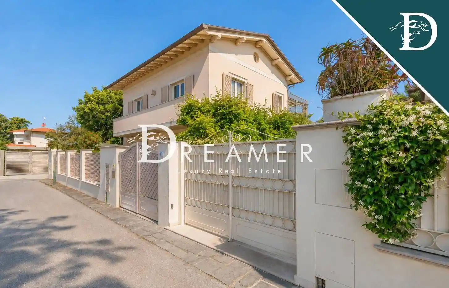 Villa in vendita a Forte dei Marmi