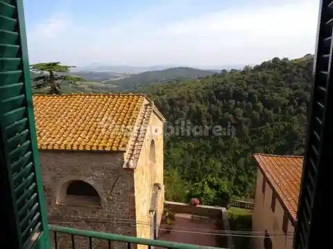 Appartamento in vendita a Magliano in Toscana