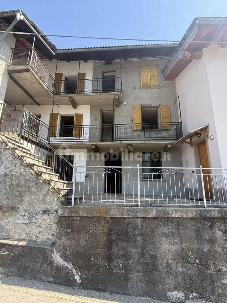 Casa indipendente in vendita a Morbegno
