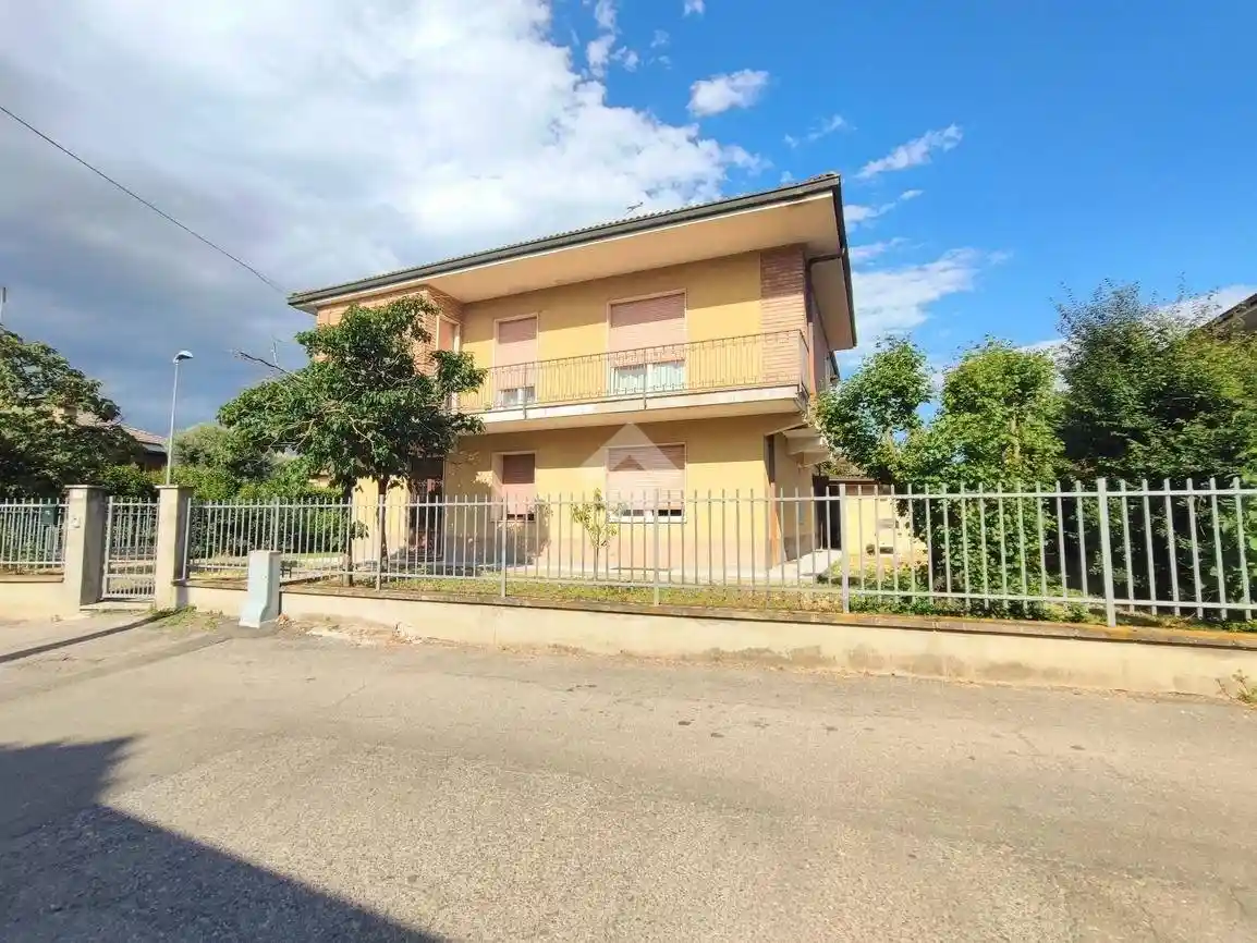 Villa in vendita a Viguzzolo