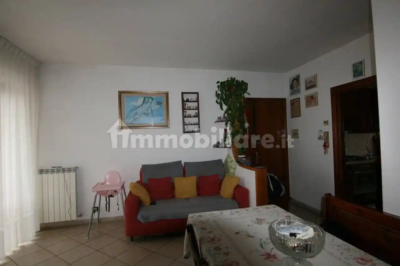 Appartamento in vendita a Sinalunga