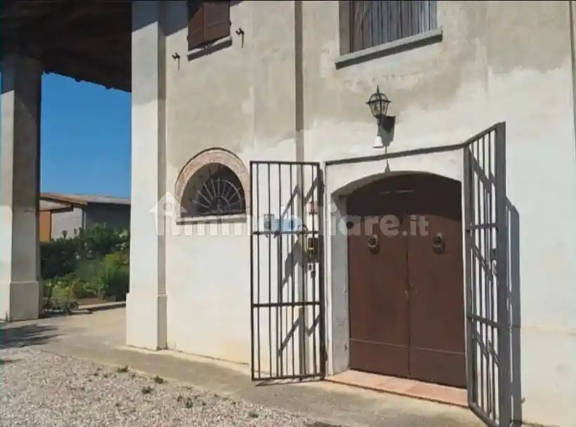 Casa indipendente in vendita a Budrio