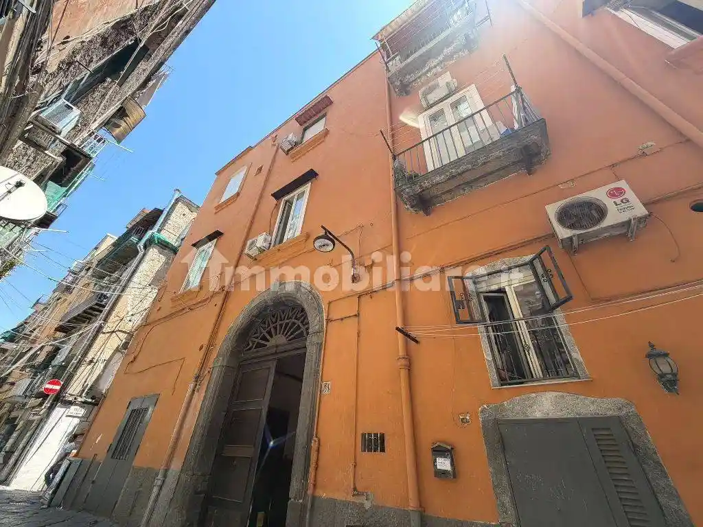 Appartamento in affitto a Napoli