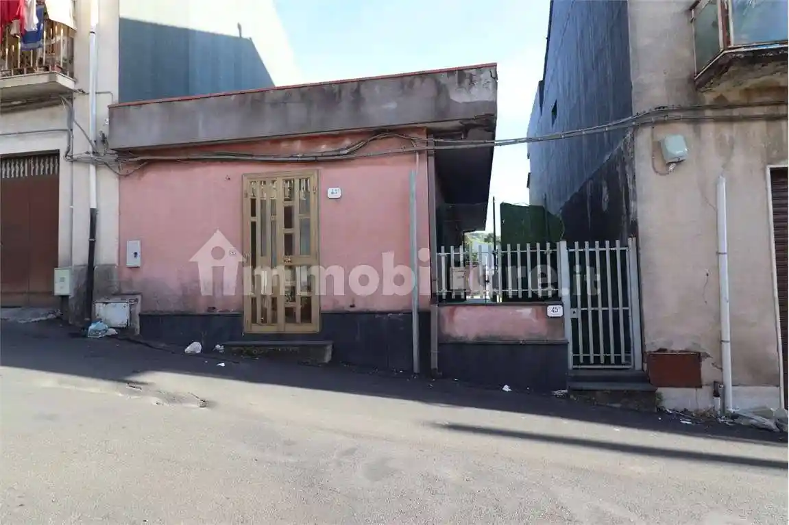 Casa indipendente in vendita a Zafferana Etnea