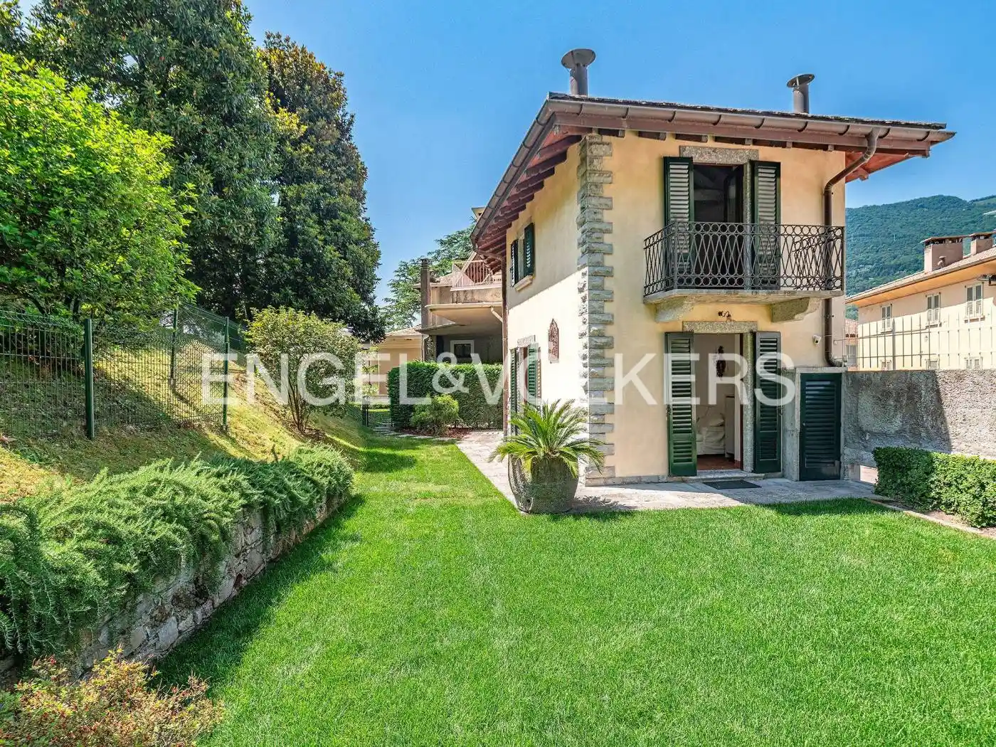 Villa in vendita a Blevio