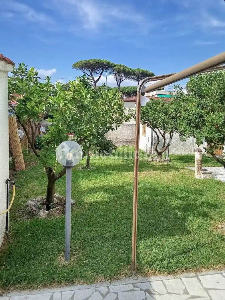 Villa in affitto a Fondi