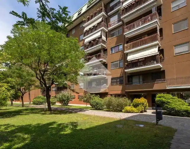 Appartamento in vendita a Assago