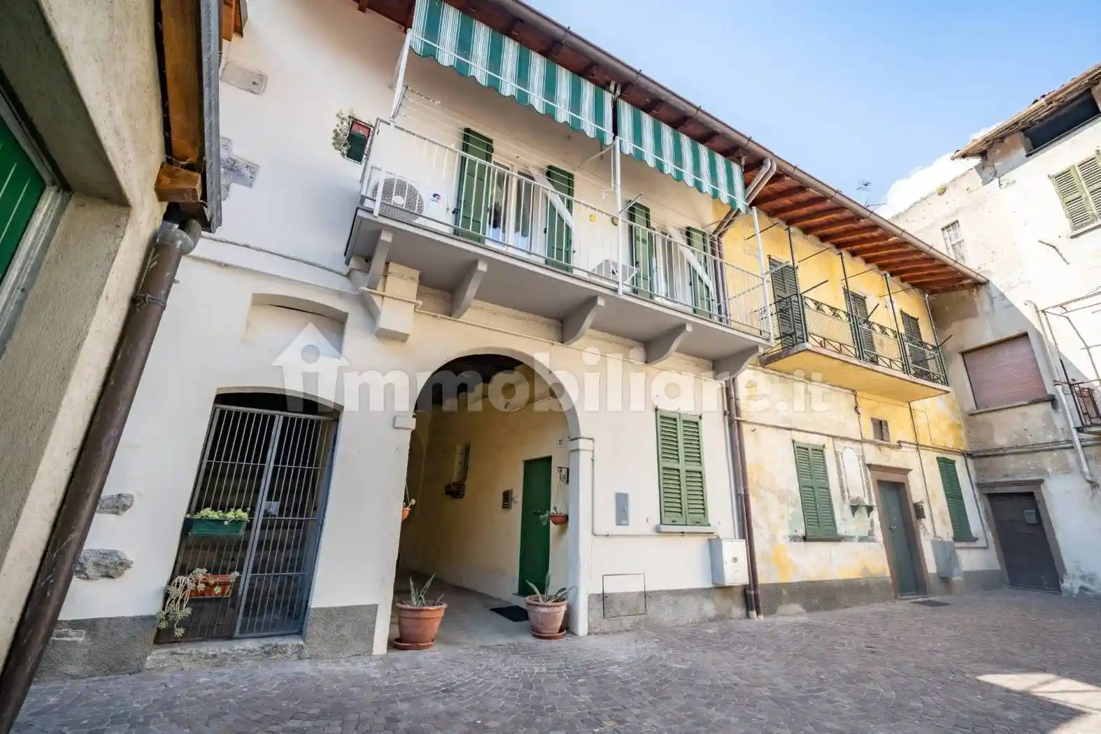 Casa indipendente in vendita a Olginate