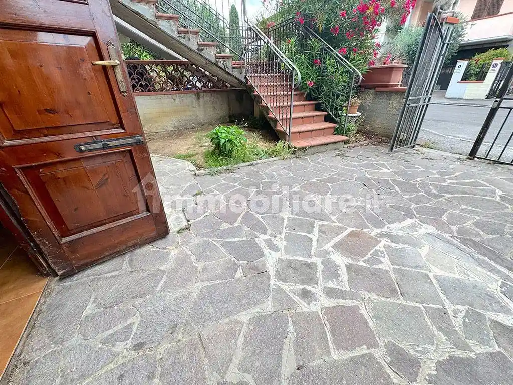Villetta a schiera in vendita a Prato