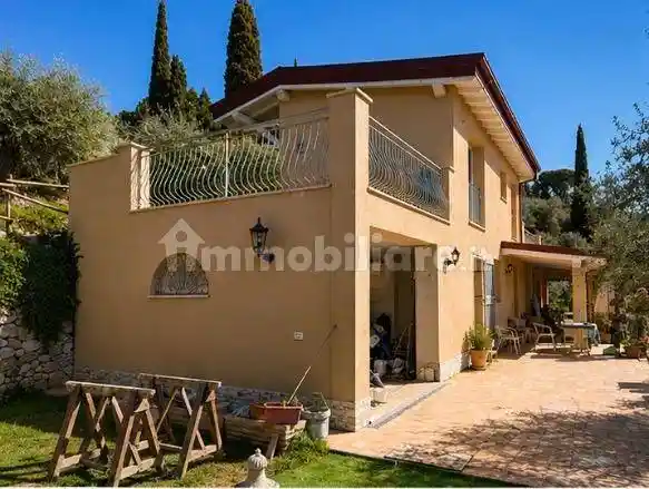 Rustico - Casale in vendita a Camaiore