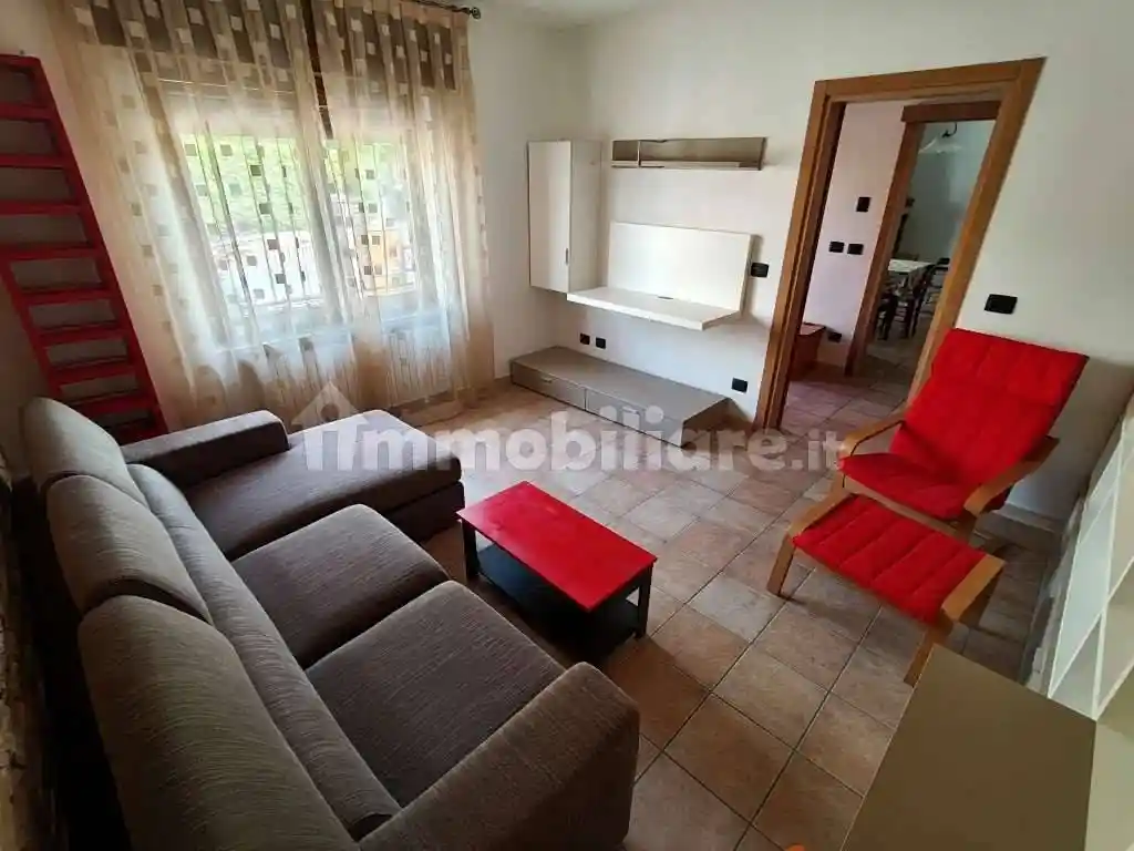 Casa indipendente in affitto a Monteforte d'Alpone