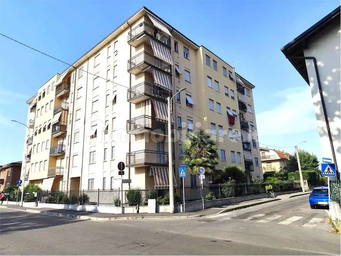 Appartamento in vendita a Senago