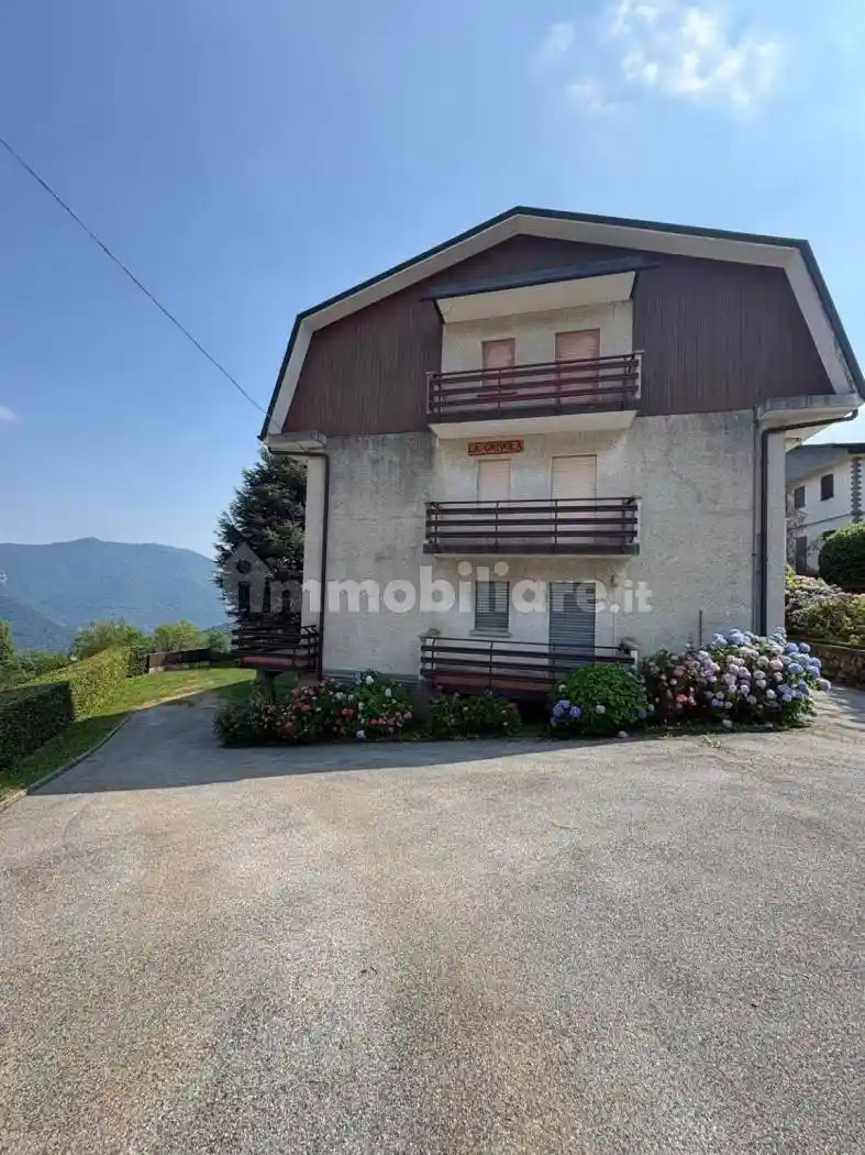 Appartamento in vendita a Sormano