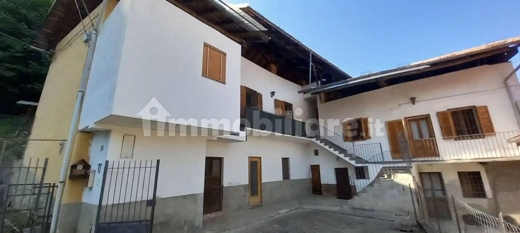 Villetta a schiera in vendita a Borgosesia