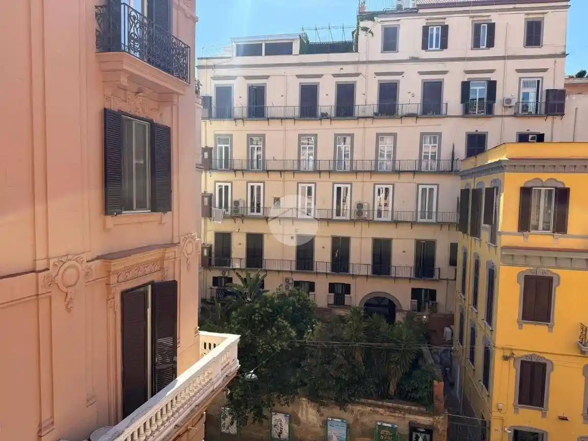 Appartamento in affitto a Napoli