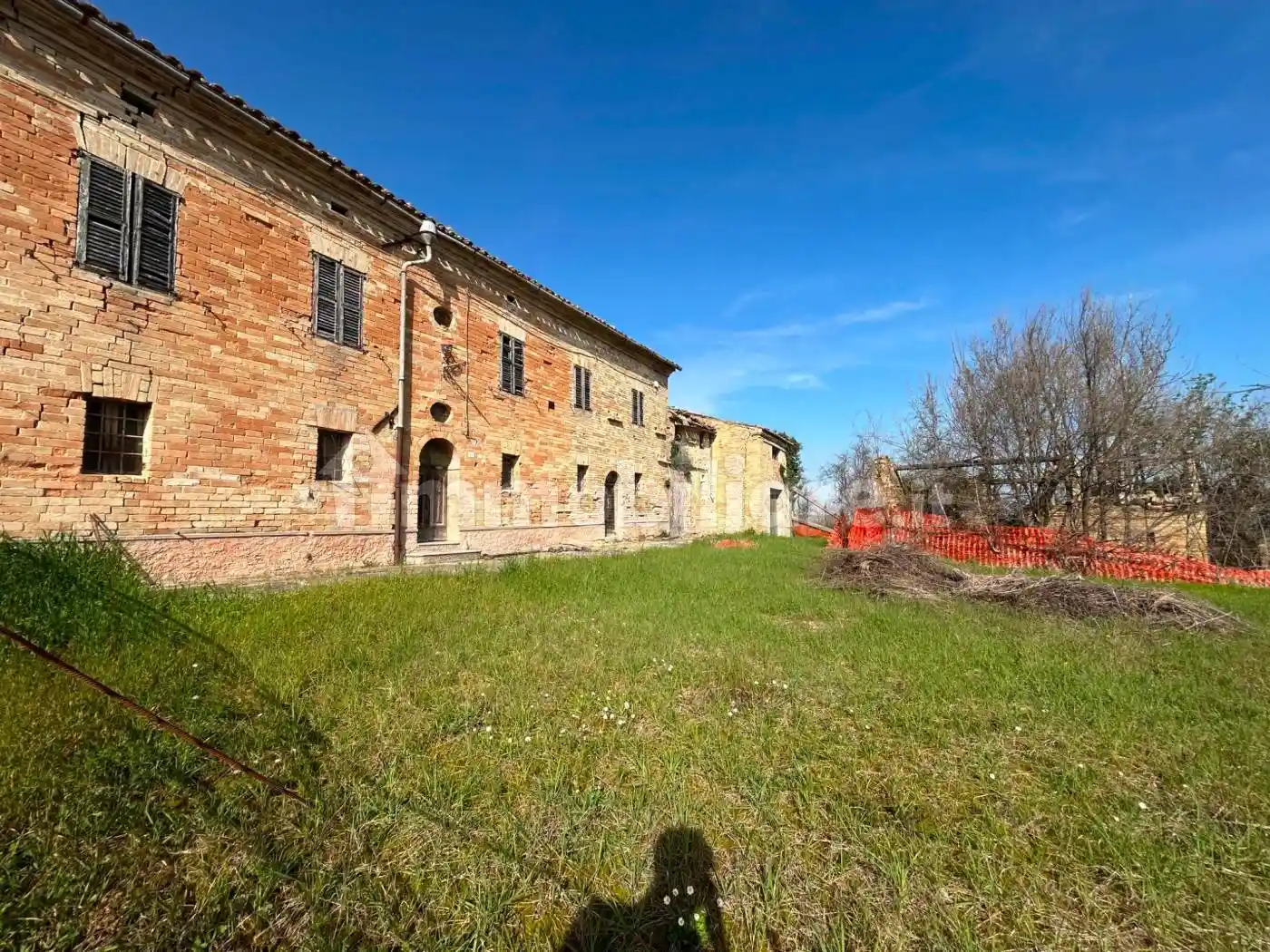 Rustico - Casale in vendita a Monterubbiano
