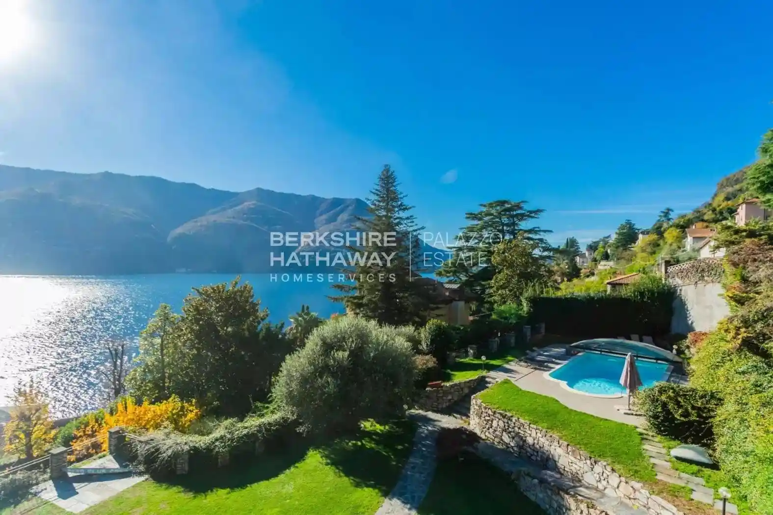 Villa in vendita a Laglio