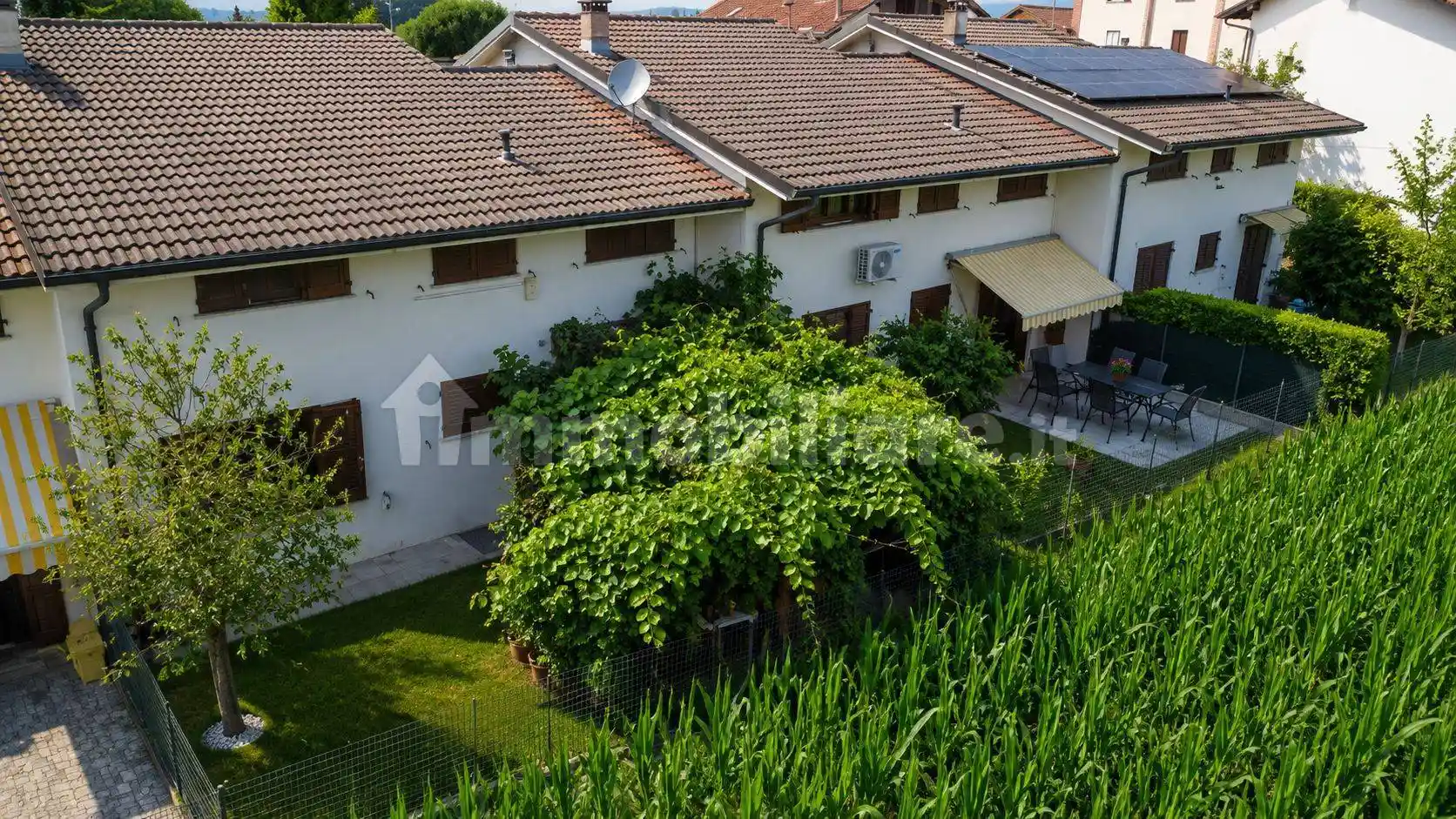 Villetta a schiera in vendita a Casnate con Bernate