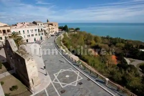 Palazzo - Edificio in vendita a Vasto