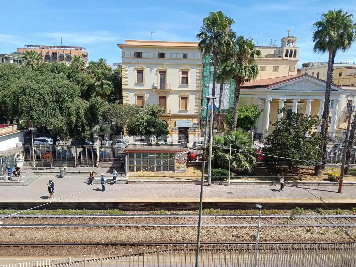 Appartamento in vendita a Napoli
