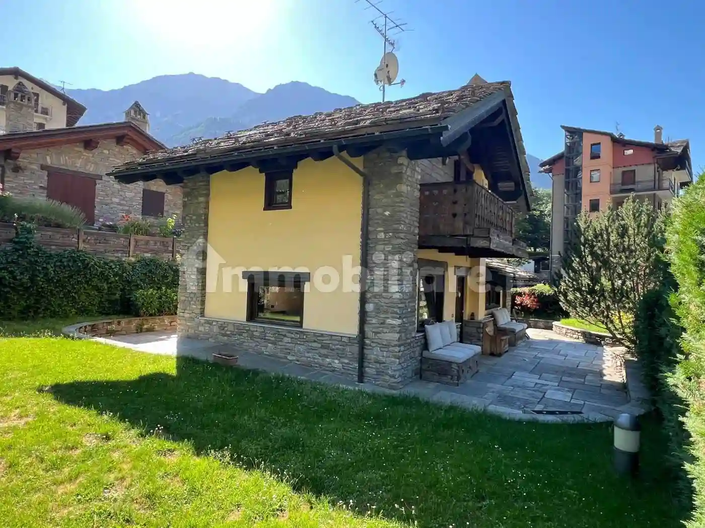 Villa - foto 2