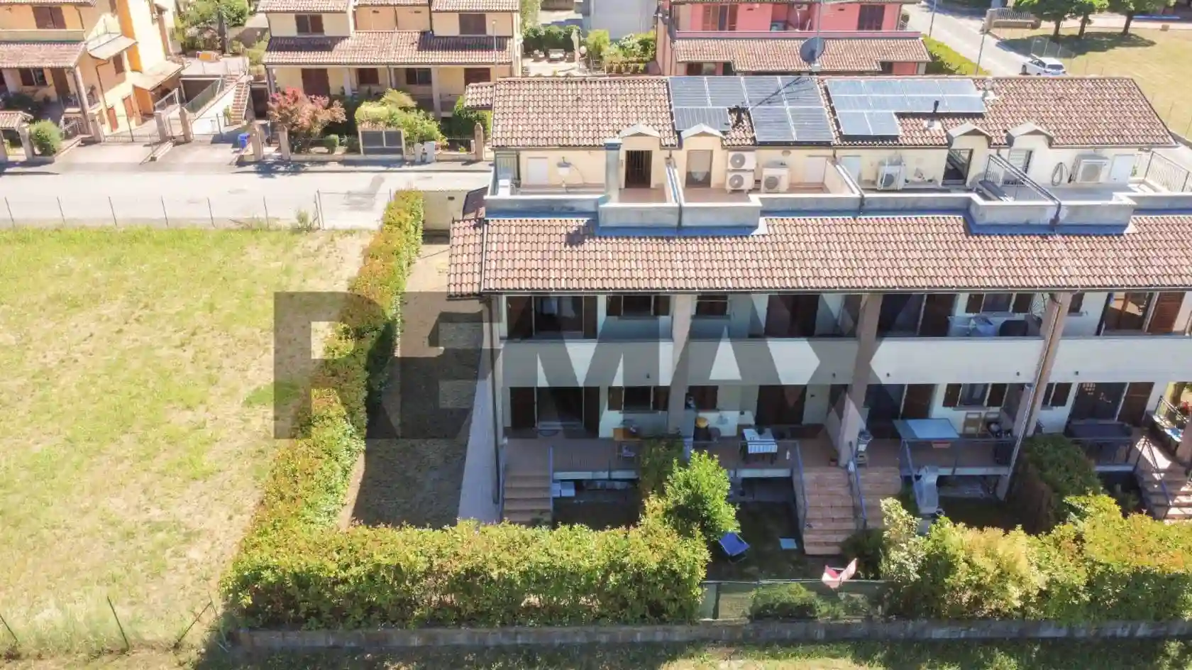 Villetta a schiera - foto 2