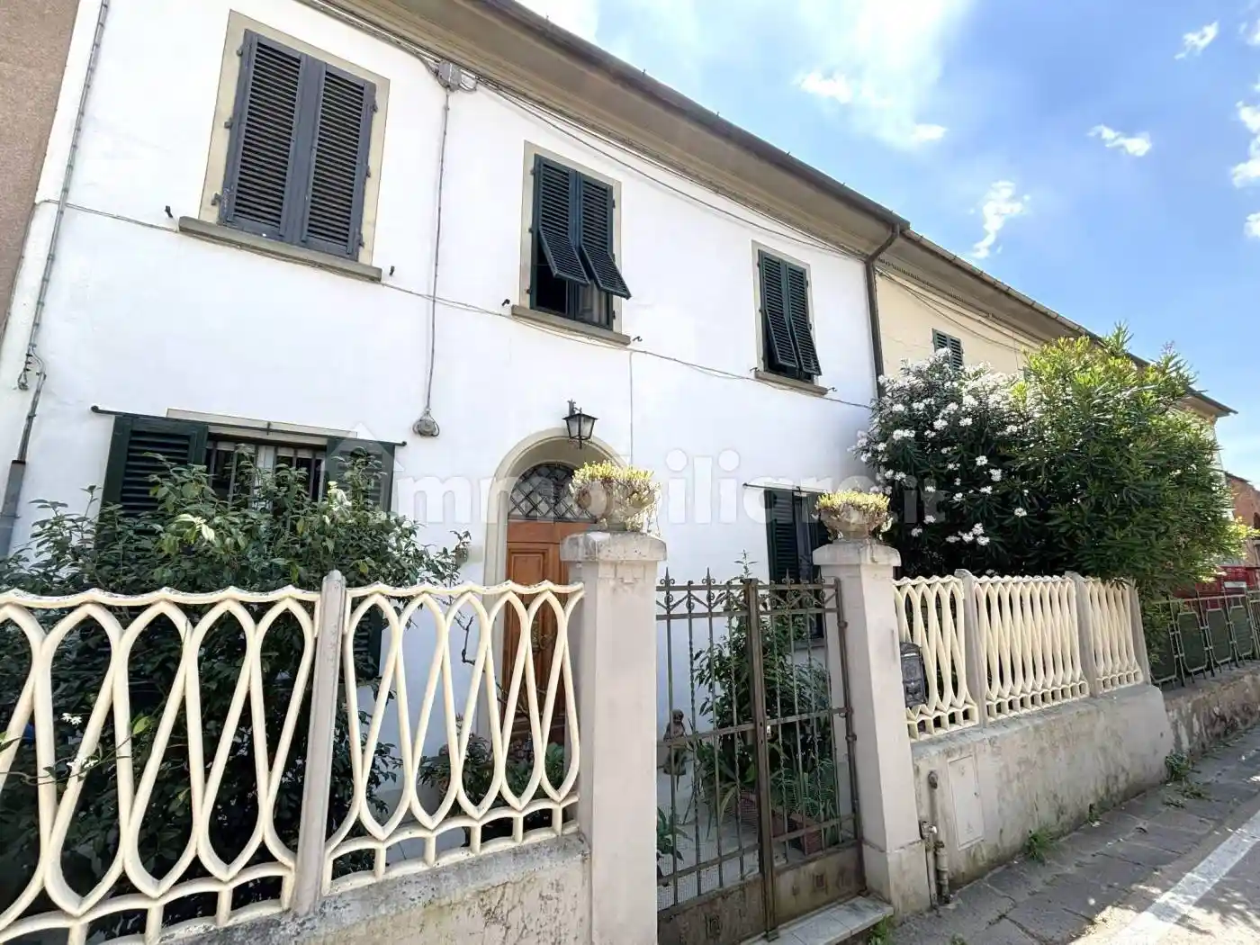 Villa in vendita a Pistoia