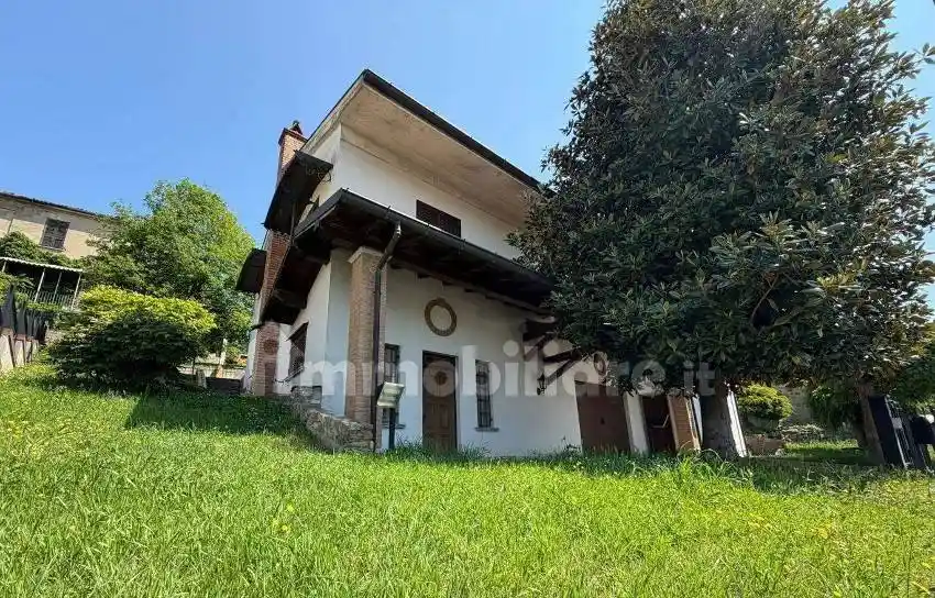Villa in vendita a Canneto Pavese