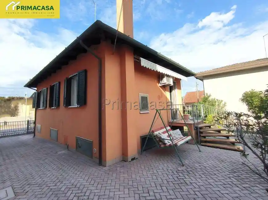 Casa indipendente in vendita a Martellago