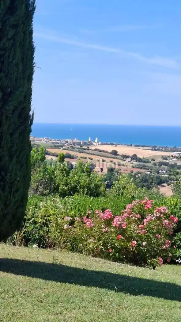 Villa in vendita a Senigallia