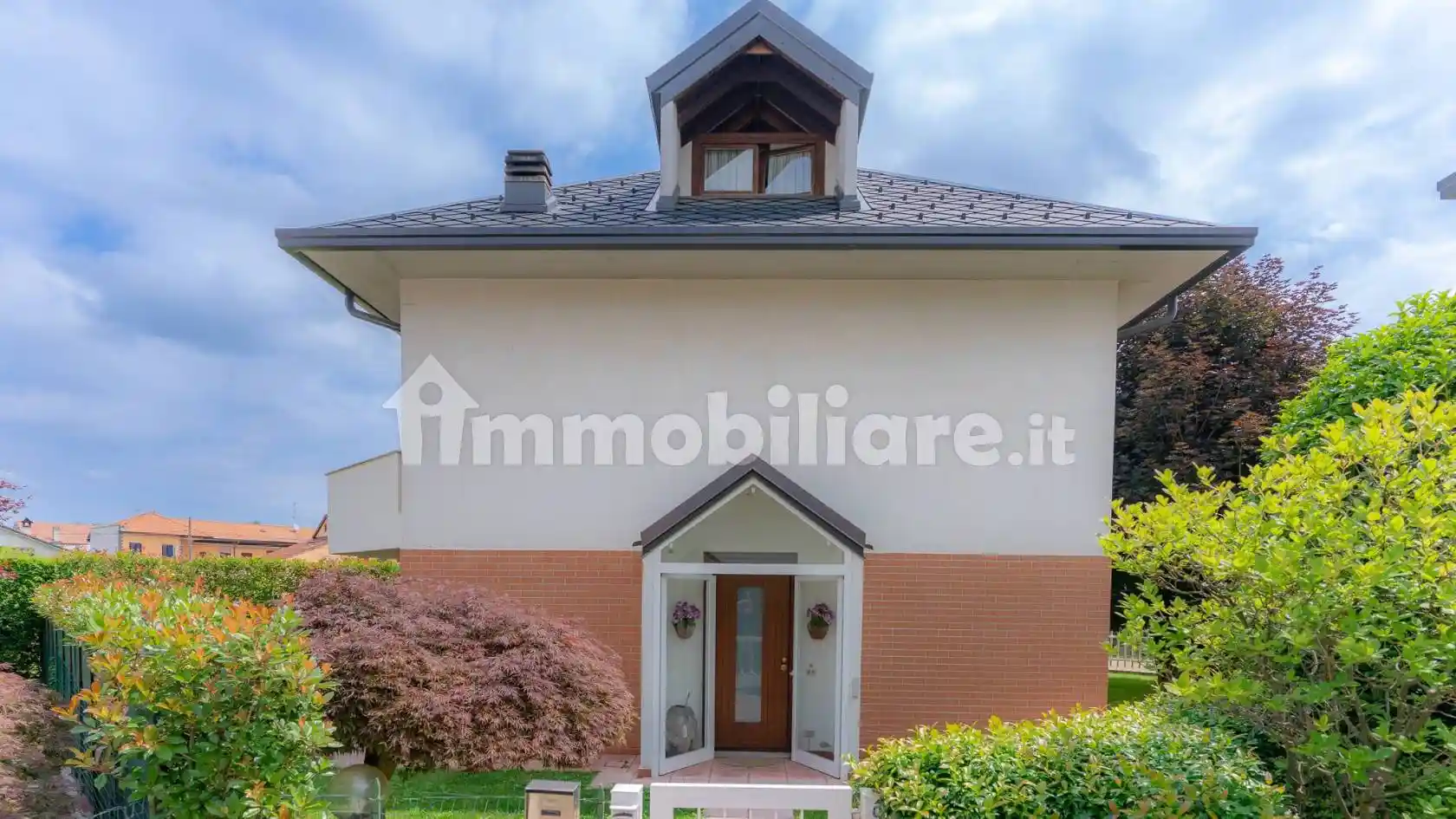 Villa in vendita a Samarate