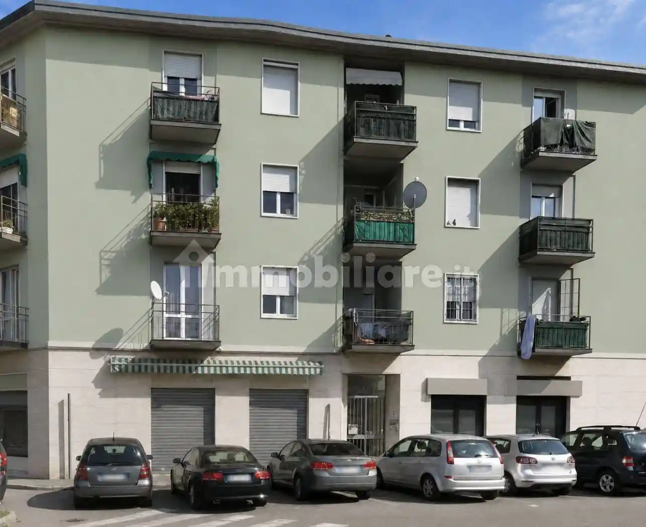 Palazzo - Edificio in vendita a Bresso