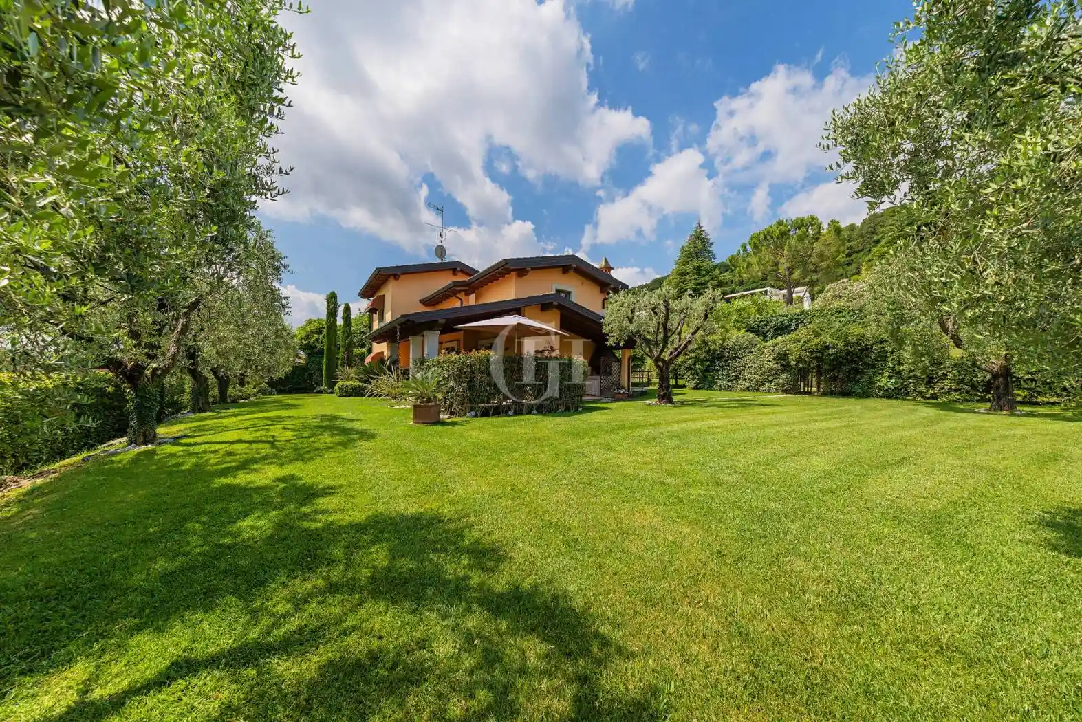 Villa in vendita a Lonato del Garda