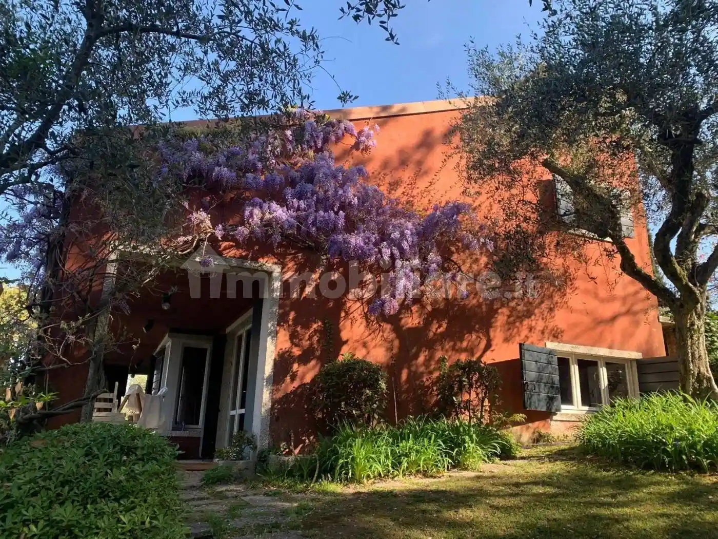 Villa in vendita a Bardolino